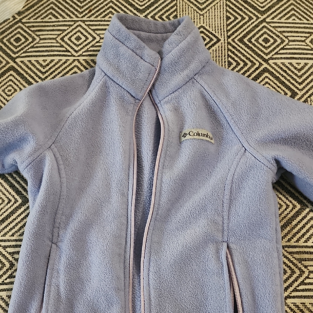 Columbia Purple Puffer Jacket Lightweight Outdoor Essential